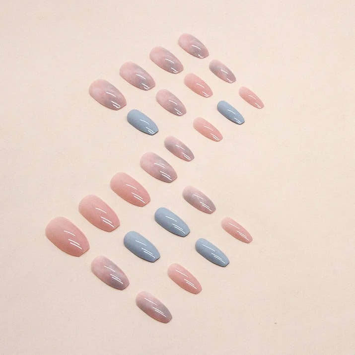 Chic French Smudged Nails Set™